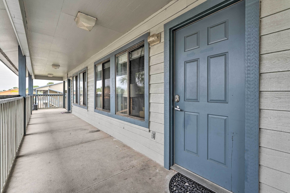 Steps to the Beach: PCB Condo w/ Balcony!