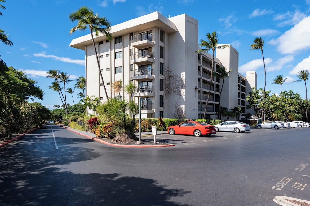 Modern & Central Oceanview Vistas