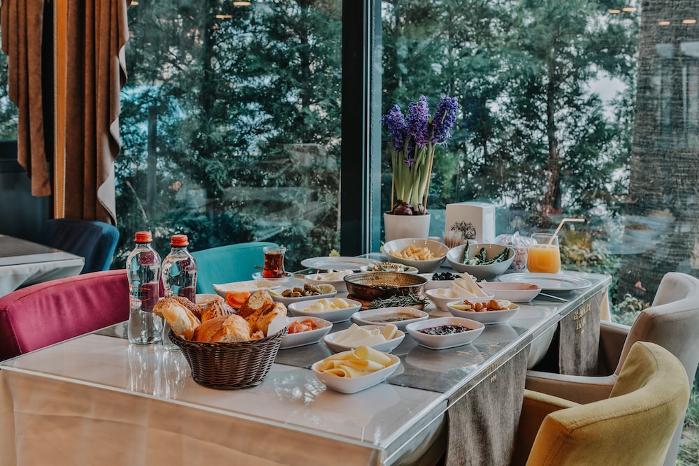 Grand Lark Otel - Image 33