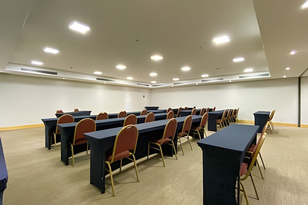 meeting & event spaces
