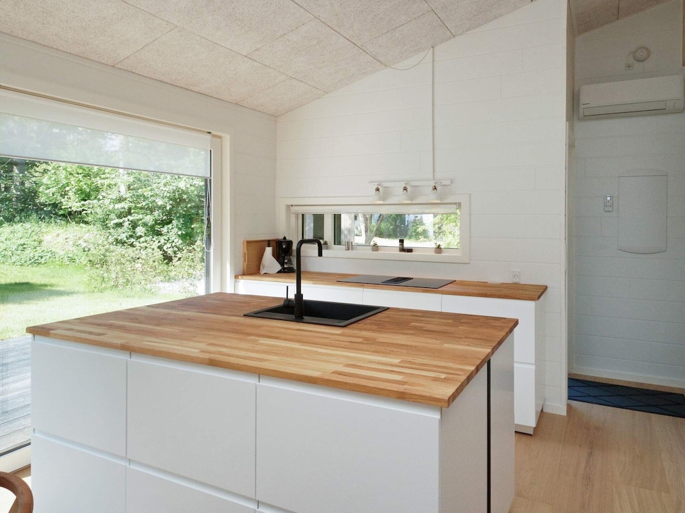 6 Person Holiday Home in Gilleleje view 4