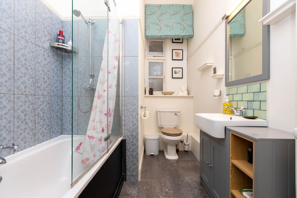 Central 2 Bedroom Apartment Near Old Street