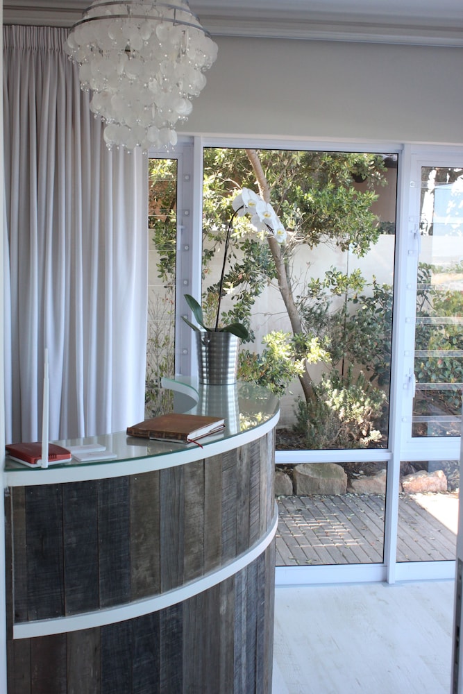 Robberg Beach Lodge - Lion Roars Hotels & Lodges - Image 3