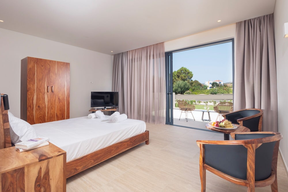 Aethrion Luxury Villas & Suites