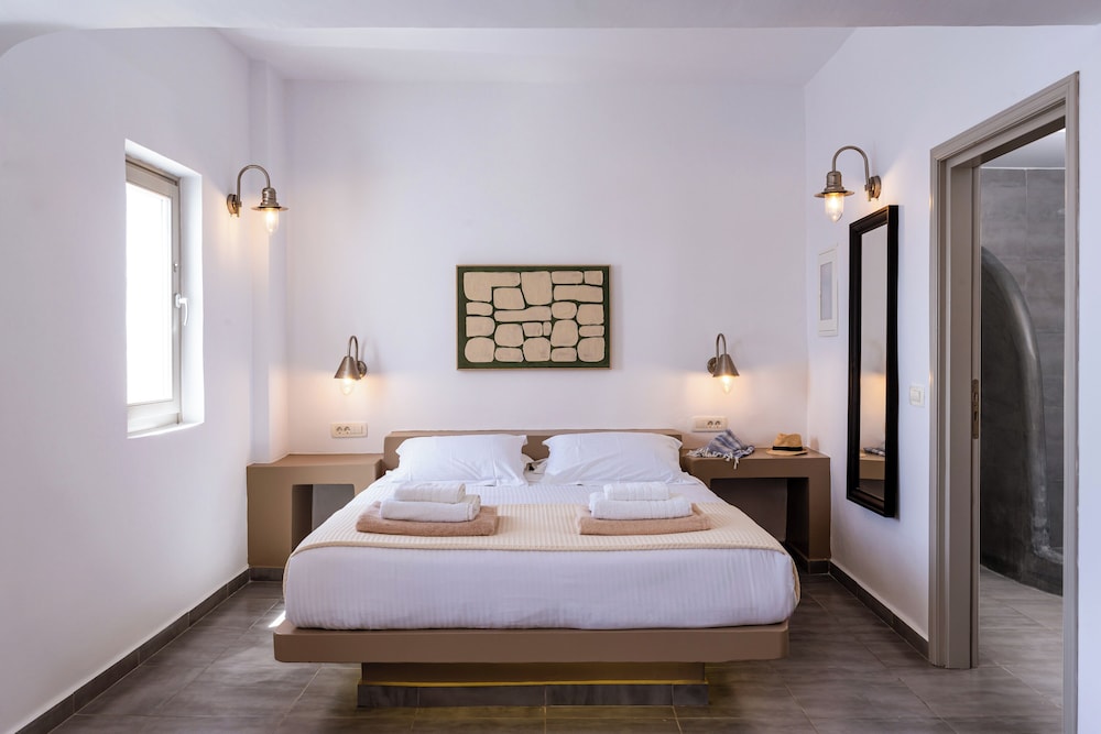 Mardanza Krokos Suites