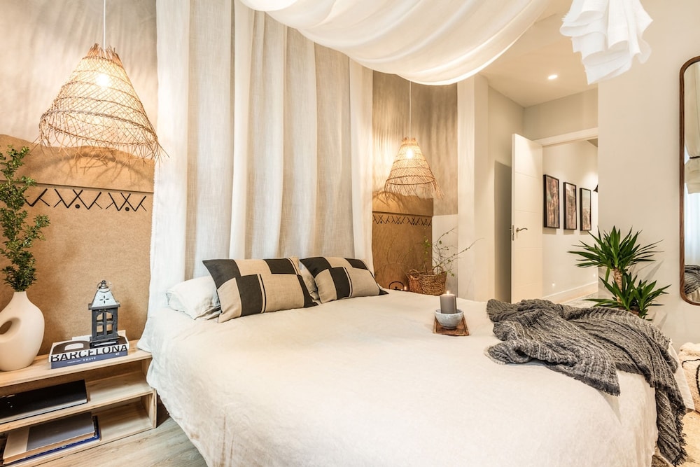Khamlia - 3 Bedrooms and Balcony in Almagro