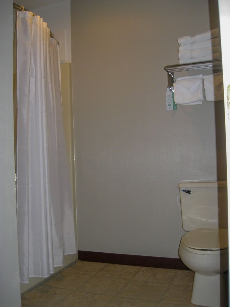 Cedar Hill Lodge