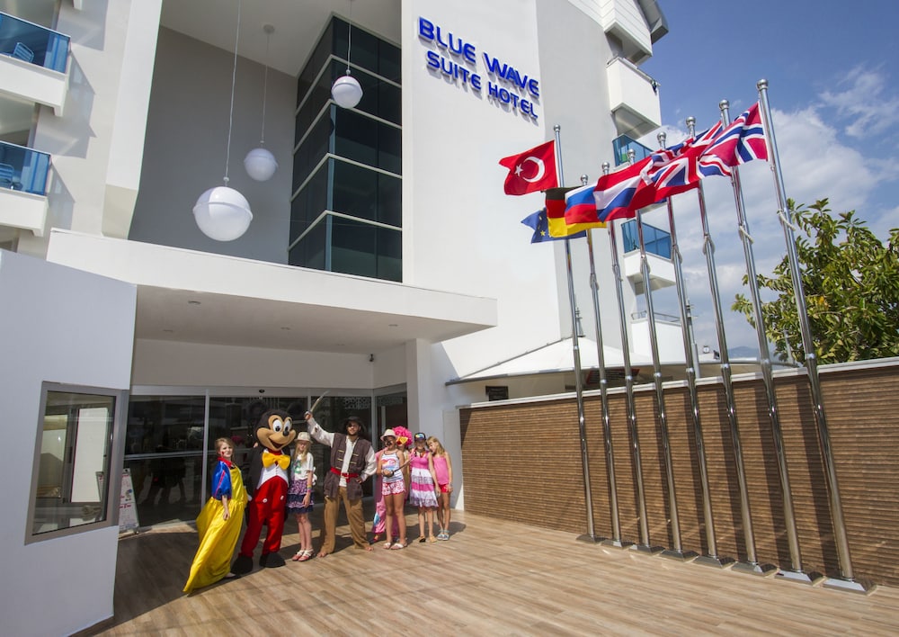 Blue Wave Suite Hotel - All Inclusive