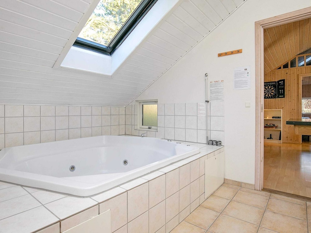 Spacious Holiday Home in Rødby near Beach view 3
