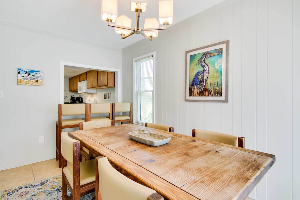 Walk to Beaches: Family Getaway in Bethany Beach!