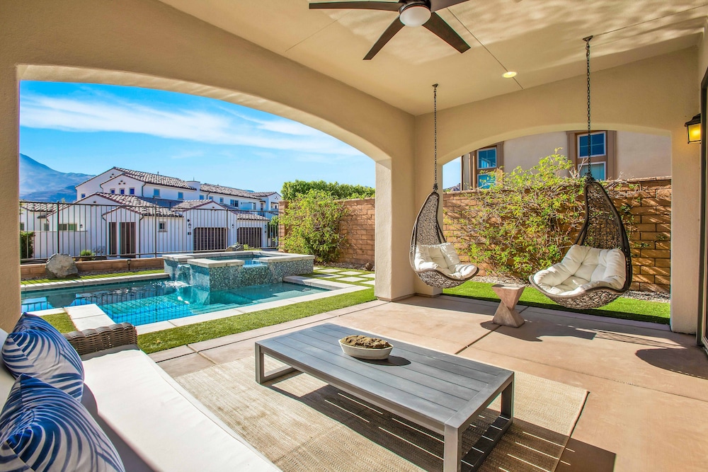 PGA Signature Lux Estate