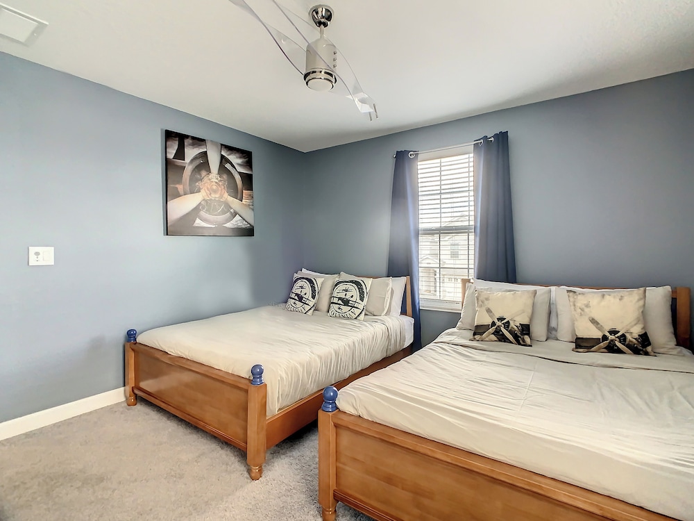 Family Villa Themed Rooms Near Disney