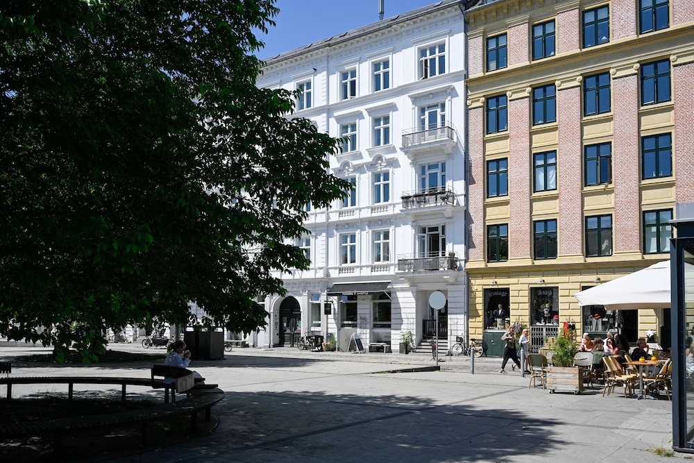 Photo 18