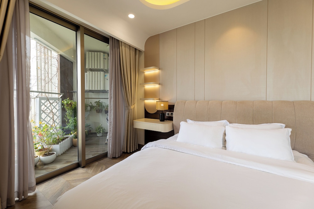 Midtown Premium Apartments