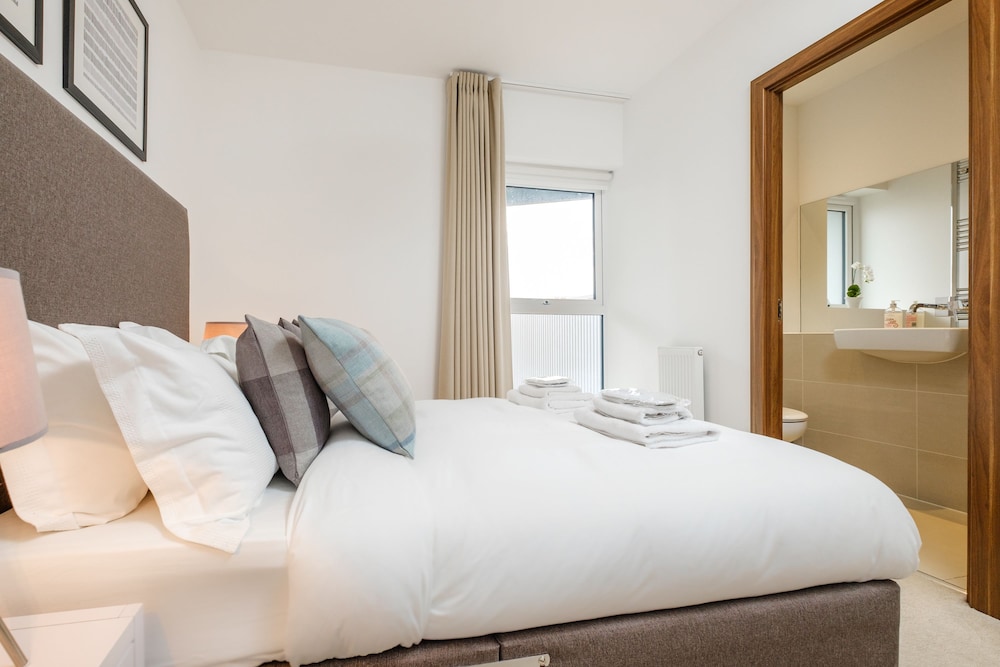 Flamsteed Duplex Apartment