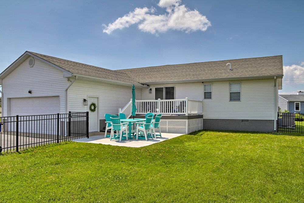 1 Mi to Beach: Fenwick Island Home w/ Boat Ramp view 5