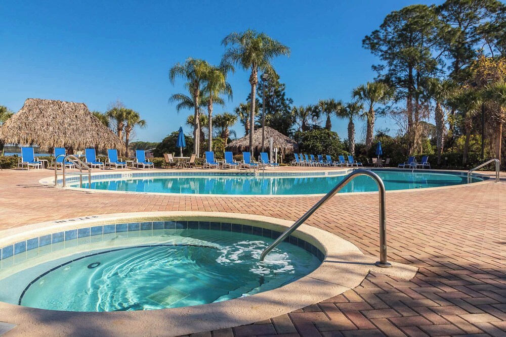 Get Away Bay at Bahama Bay