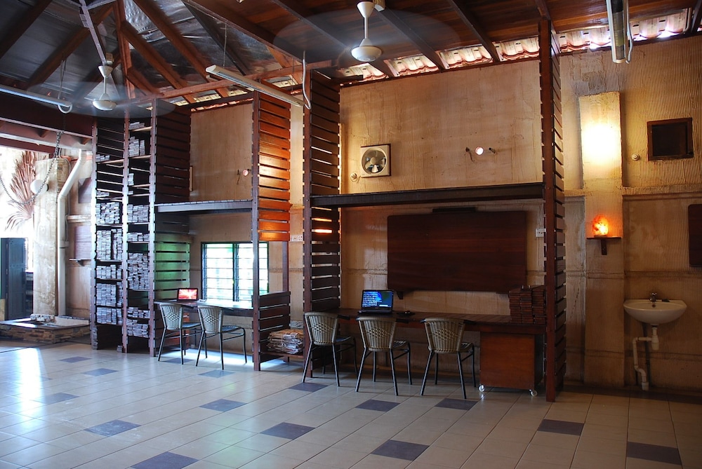 TnT Novelty House photo 8