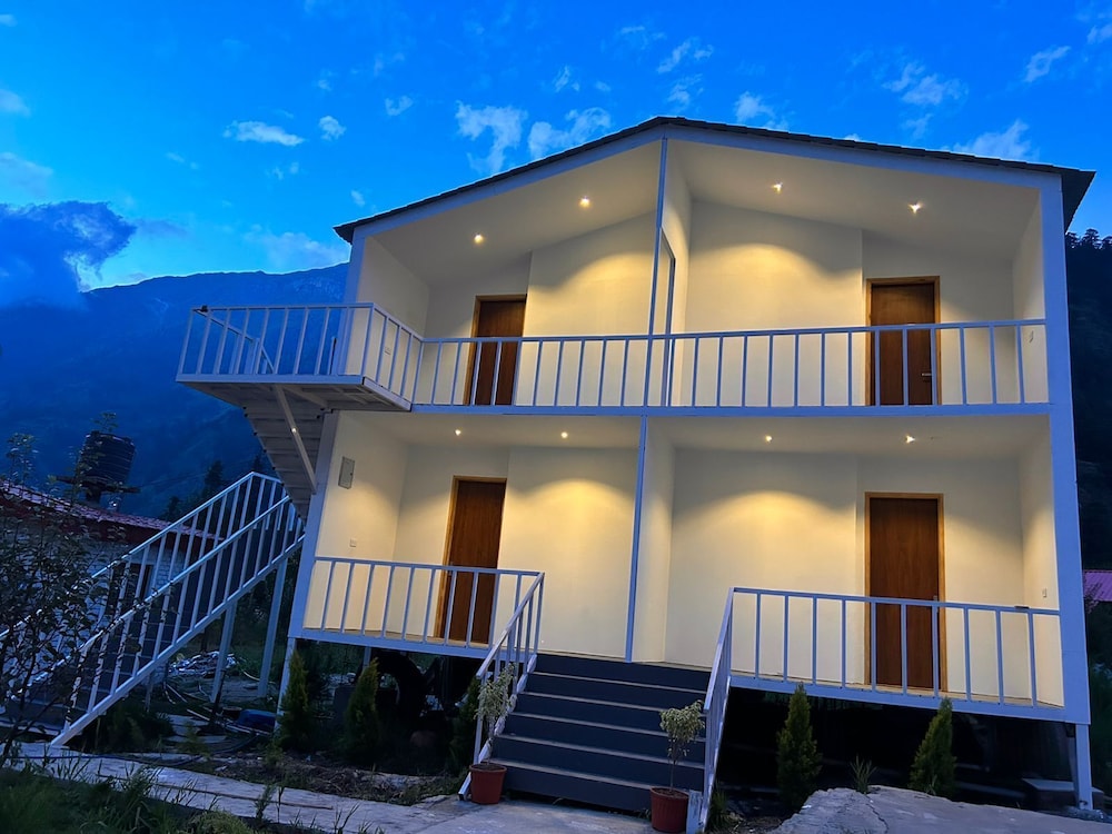 Harsil Village Resort