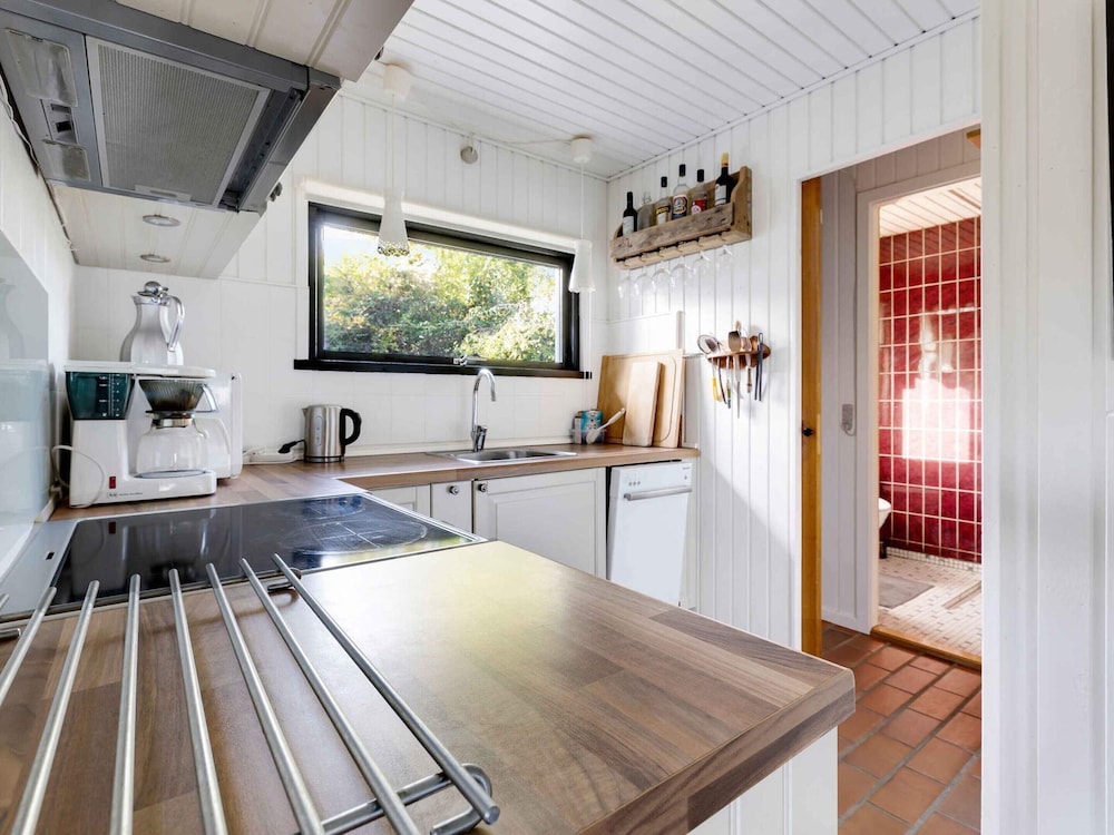 5 Star Holiday Home in Humble