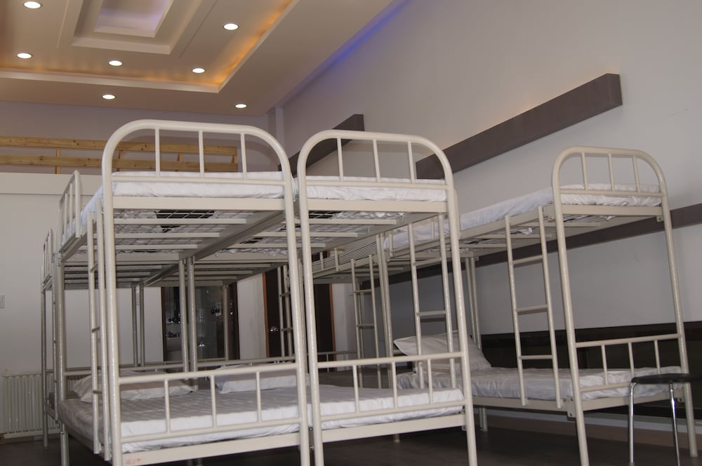 Geomunoreum Hostel
