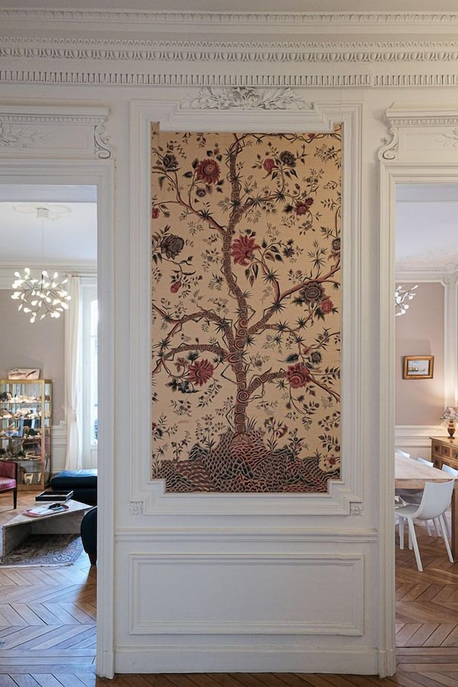 Suite de l'Opéra view 2