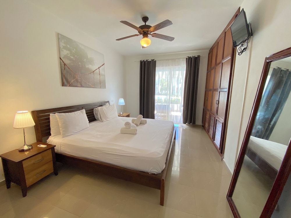 TROPICAL VILLAS playa LOS CORALES