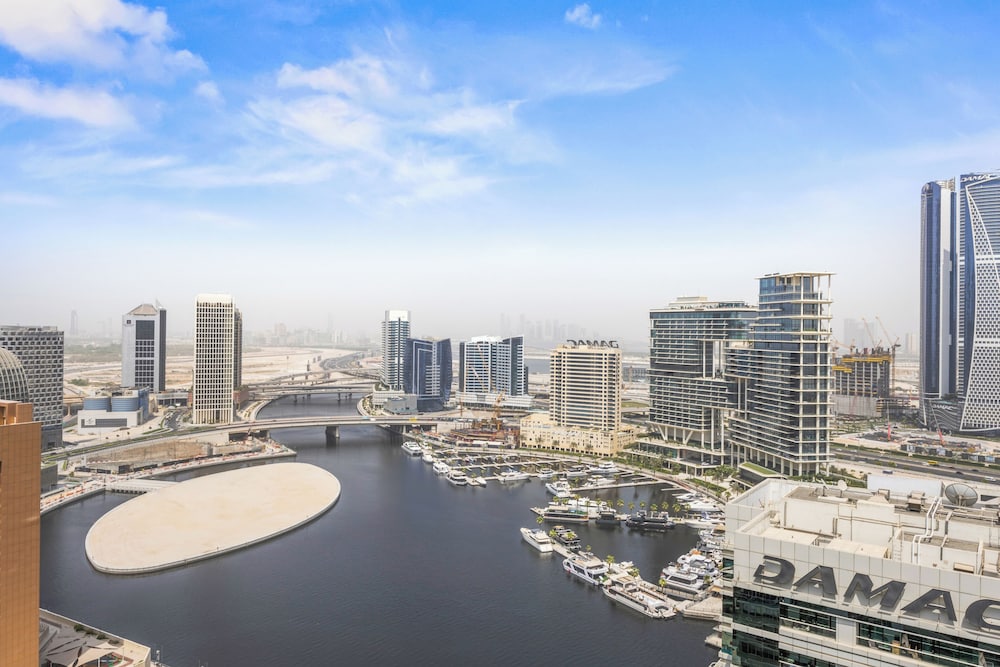 Luxury Apartments in Dubai Business Bay