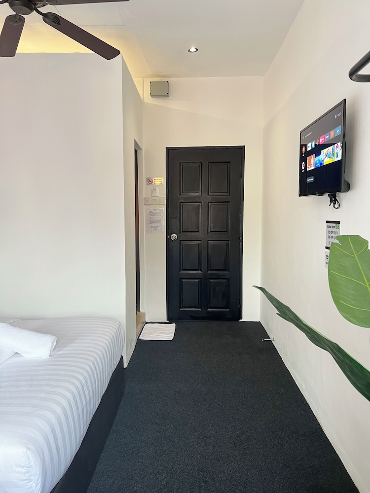 Quee Hotel