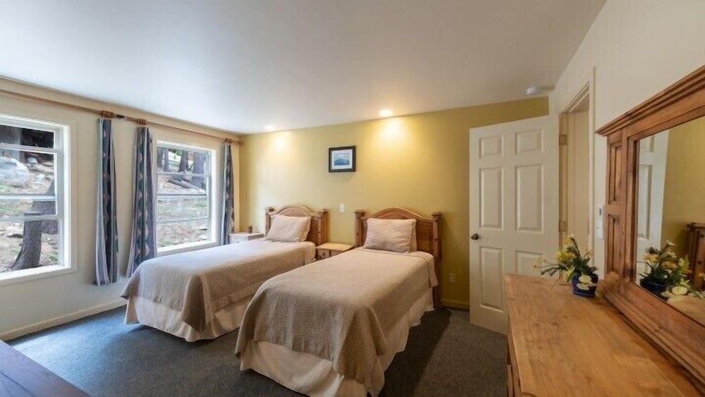 Scenic Wonders Falcon's Nest 3 Bedrooms view 3