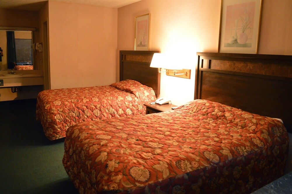 Economy Inn