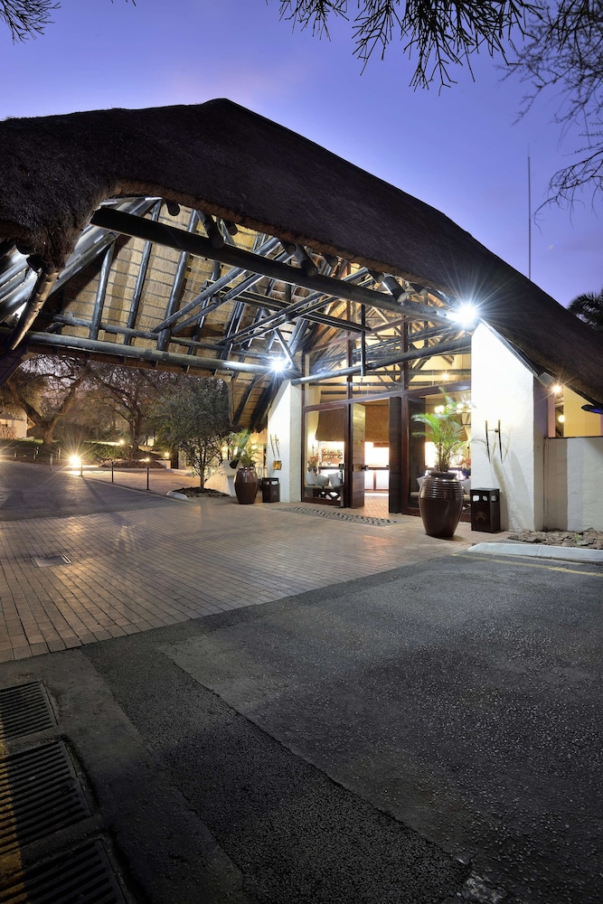 Kwa Maritane Bush Lodge view 5