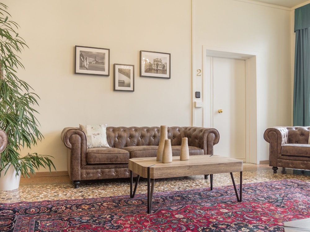 Grand Canal Suites