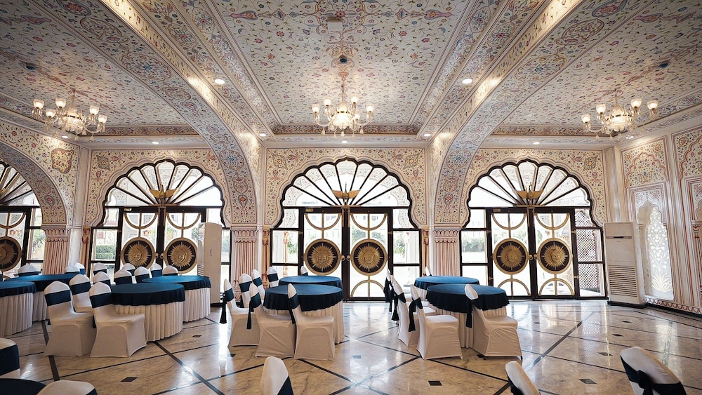 Umaid Haveli - A Heritage Style Hotel & Resort