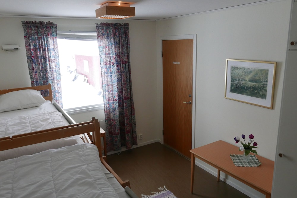 Photo 6