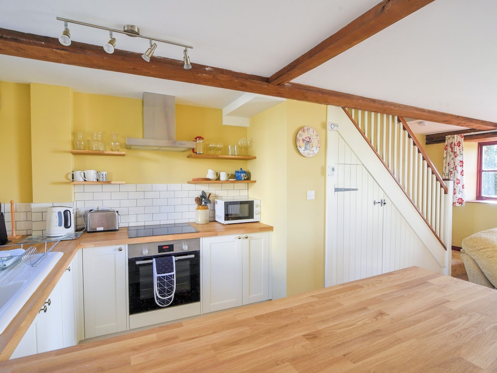 Honeysuckle Cottage