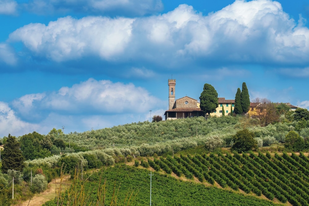 Relaxing Tuscan Country Near Florence