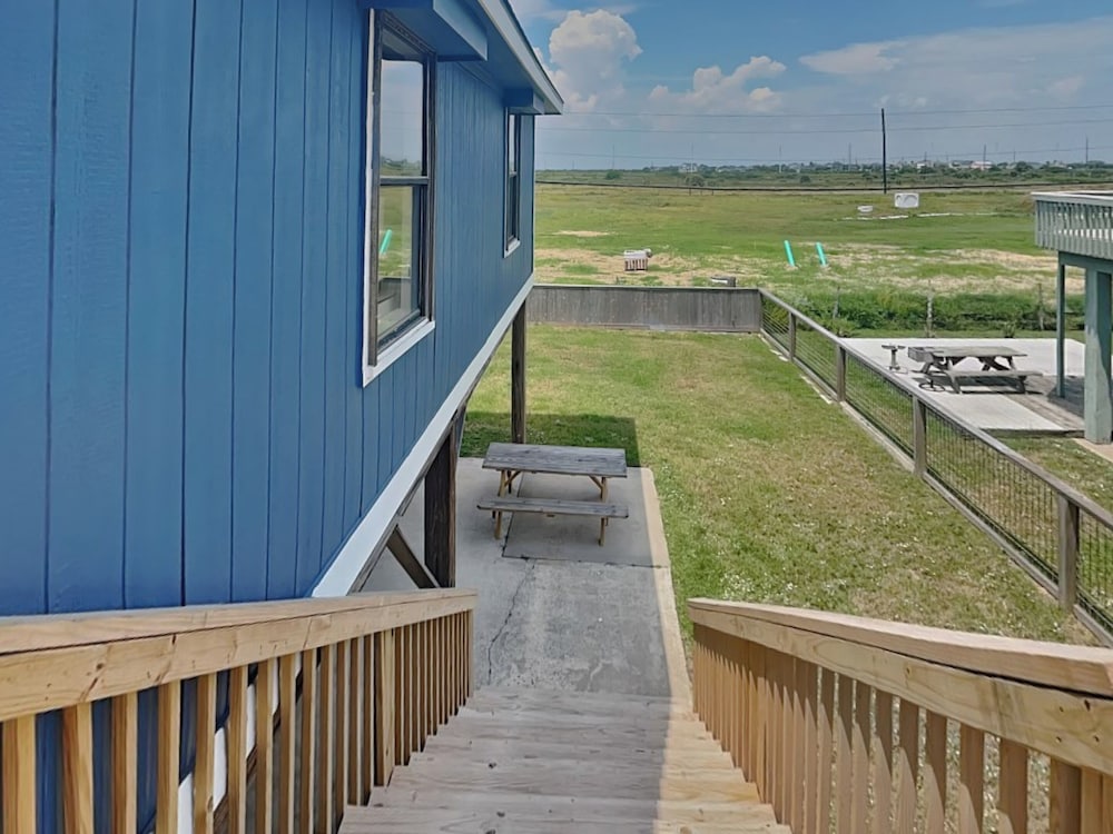Ocean Oasis by Ryson Vacation Rentals