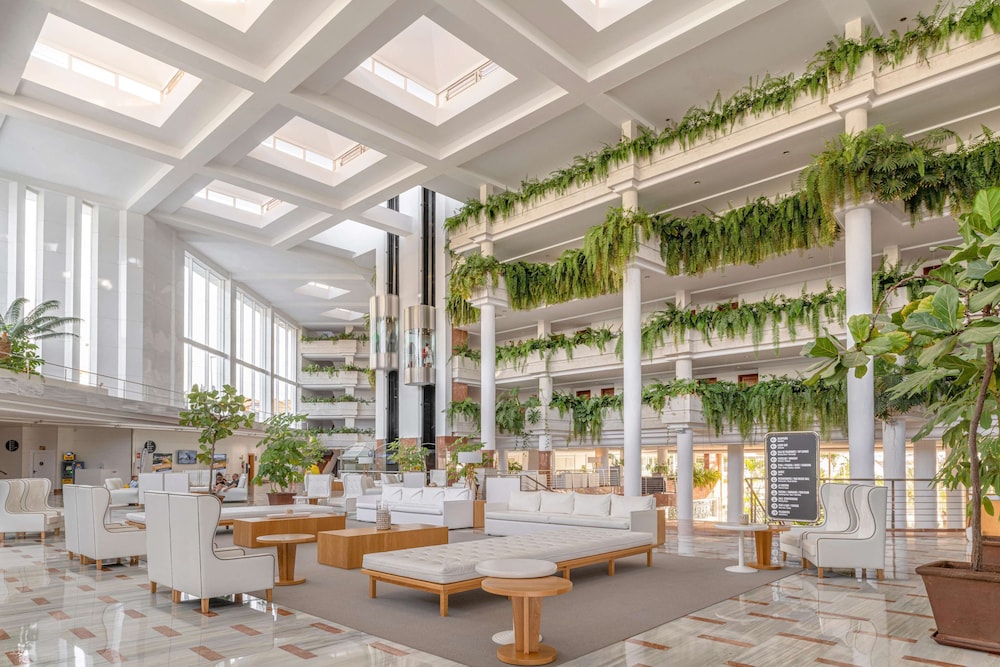 Hotel Landmar Playa La Arena - Image 1