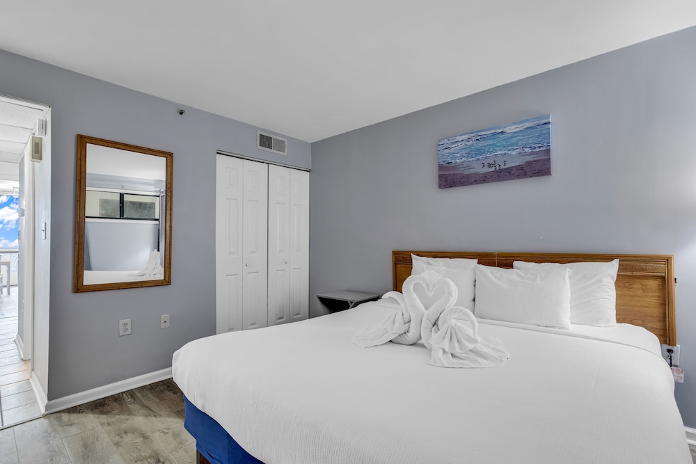 Oceanfront Condo at Meridian Plaza