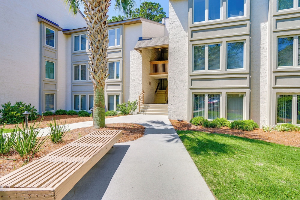 Pool Access: Idyllic Sea Pines Gem, Walk to Beach view 5