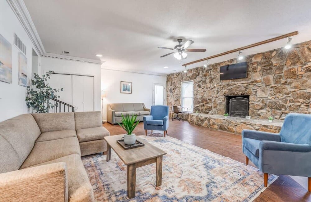 Parnassus Cottage