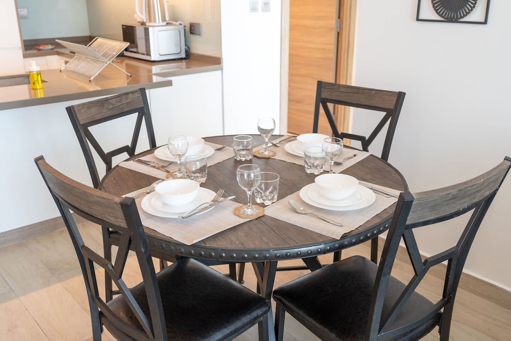 Luxury 1-bedroom in Dubai Marina That Sleeps 2