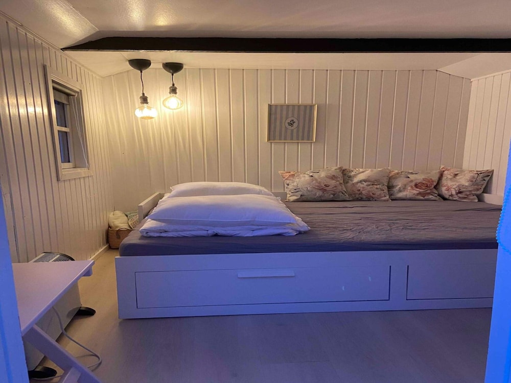 5 Star Holiday Home in Oro