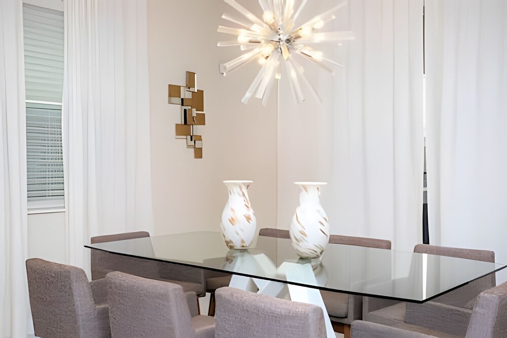 Champions Gate 6BR Luxury Home + Resort