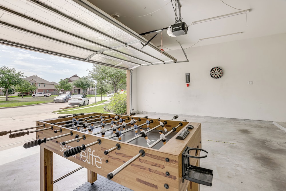 Golf, Bike, Fish & More: Family Getaway in Katy