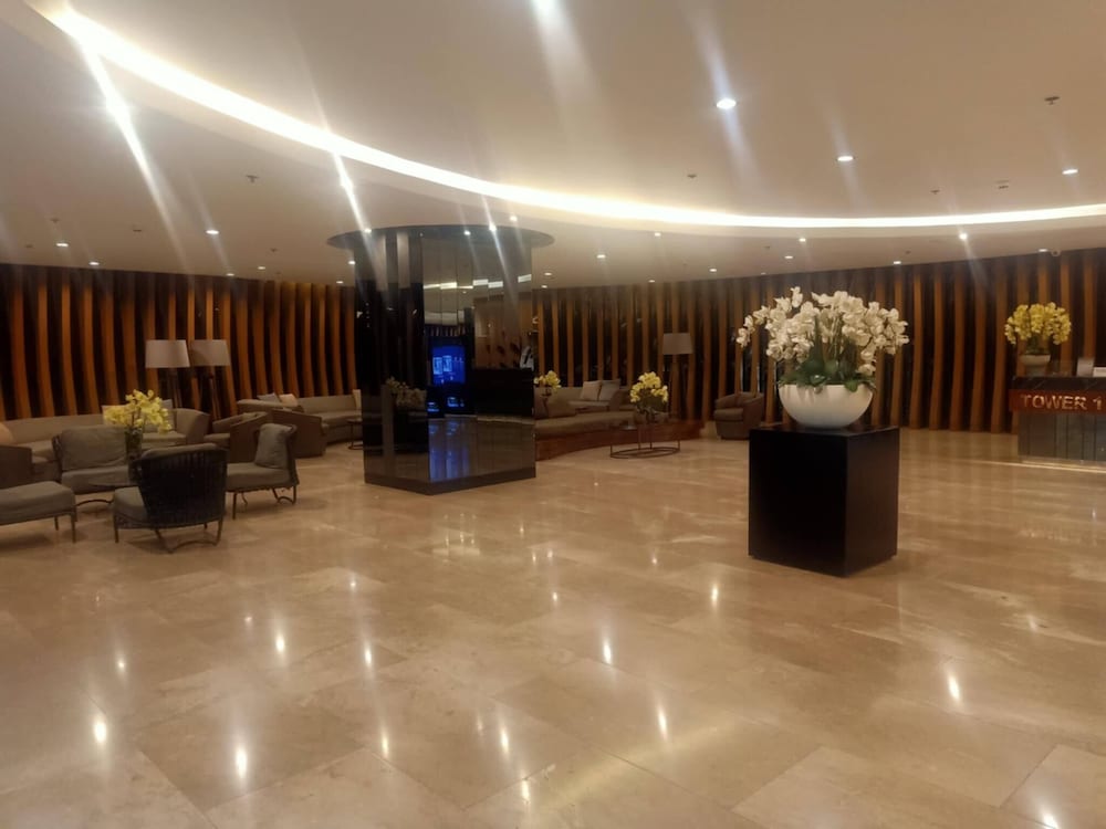 Len's Den2 1BR Condo Mall of Asia, Pasay Manila