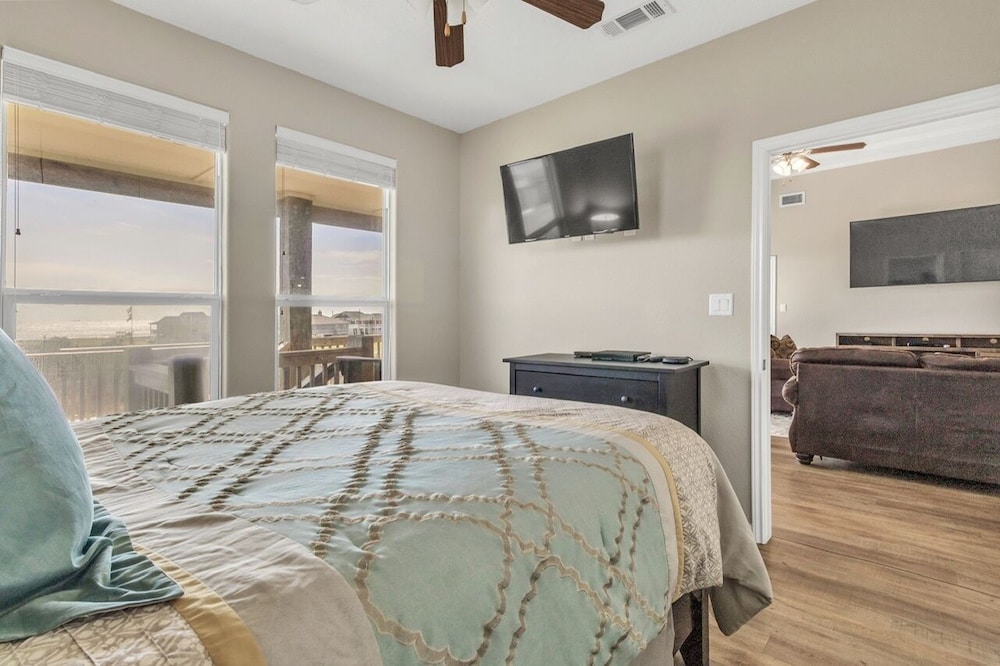 La` Bella Vie 3 Bedroom Home