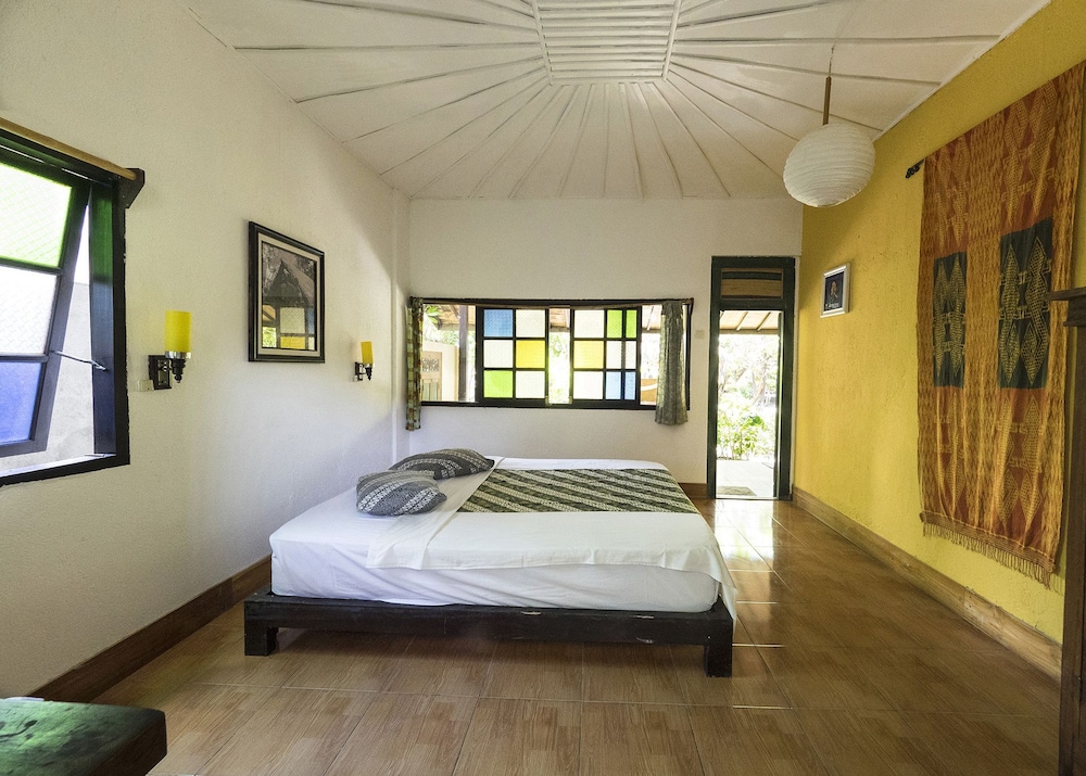Woodstock Garden Bungalows
