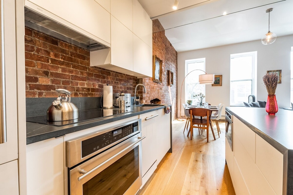 Hawthorn II by Rove Travel 3BR Apartment